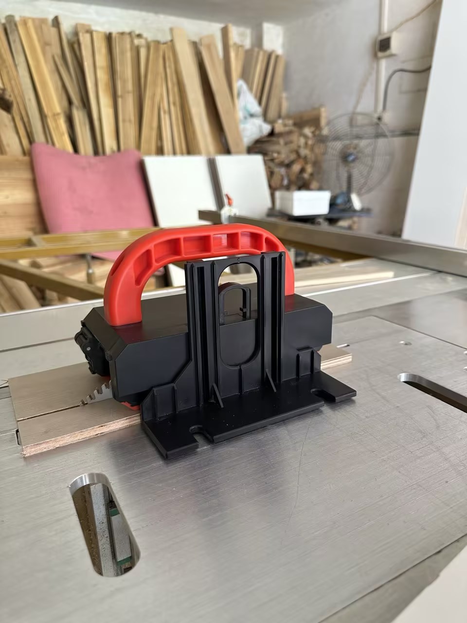 Woodworking Bandsaw - Blocco di spinta regolabile per sega