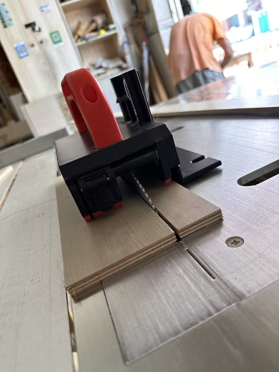 Blocco di spinta regolabile pe - Woodworking Bandsaw recensione e prezzo